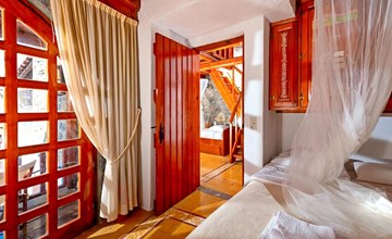 Penelope in Mavrikiano 3