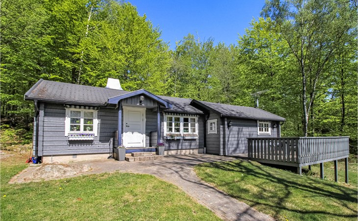 Gorgeous home in Munka-Ljungby 1