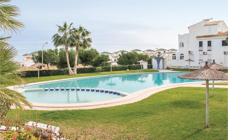 Nice apartment in Torrevieja/La Mata 1