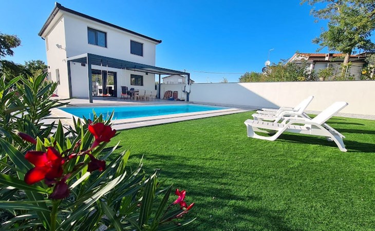 Vila Oliva Štrika 1