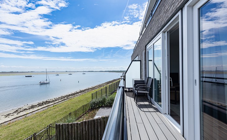 Vakantiewoning aan het water - met 2 balkons | Nr. 22 - 4 Pers. | Vista Maris 1