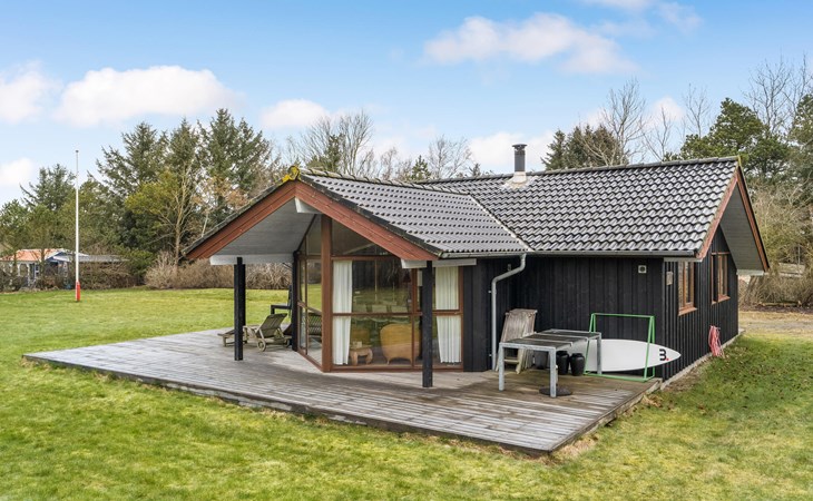 Amazing home in Spøttrup with kitchen 1