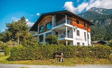 Alpin Apartment 4+2 2