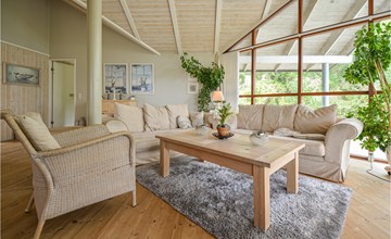 Nice home in Ebeltoft with kitchen 3