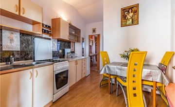 1 bedroom awesome apartment in Liznjan 3