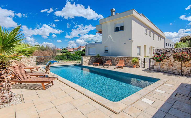 Awesome apartment in Zaton 1
