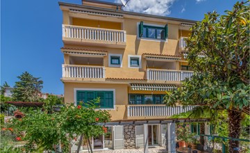 Stunning apartment in Crikvenica 2