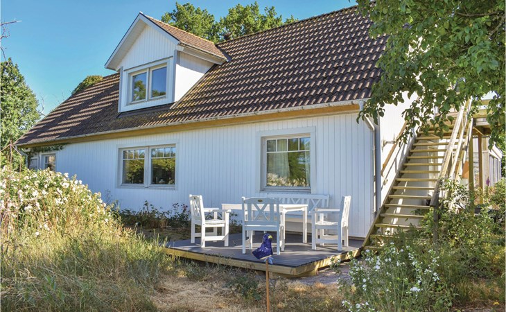 1 bedroom nice apartment in Listerby 1