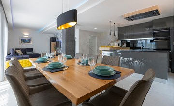 Gorgeous home in Donji Vinjani 3