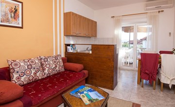 Ruhiges Appartement mit Terrasse in Strandnähe 2