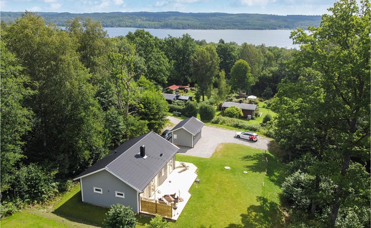 Stunning home in Tvärred with kitchen 1