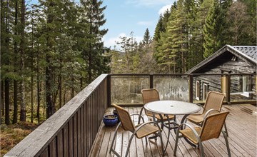 Stunning home in Førde i Hordaland 2