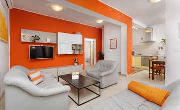 Amazing home in Novigrad 2
