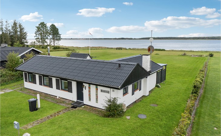 Lovely home in Storvorde with WiFi 1