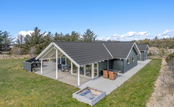 Awesome home in Løkken with Sauna, WiFi and 4 Bedrooms 1