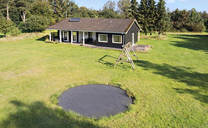 3 bedroom beautiful home in Roslev 1