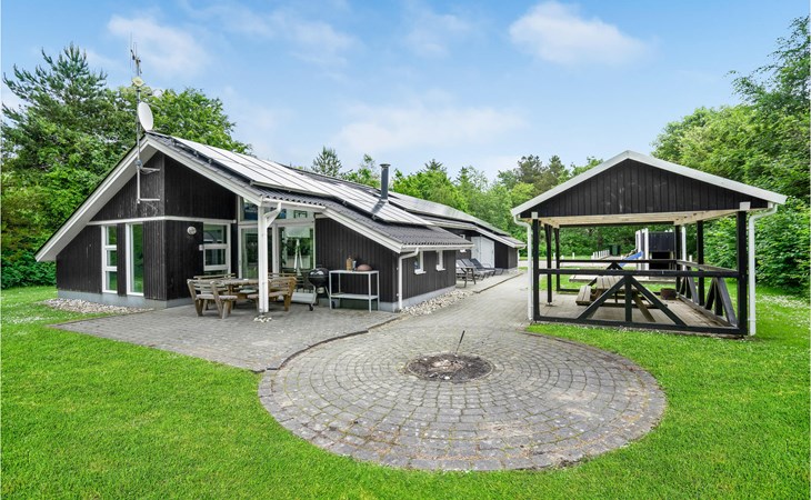 Stunning home in Oksbøl with WiFi 1