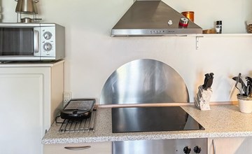 "Erica" - 6 km van de zee in Bornholm 2