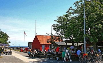 "Botolphus" - 20 meter van de zee in Bornholm 3