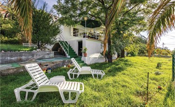 Beautiful home in Palit with kitchen 2