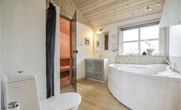 Cozy home in Ebeltoft with sauna 2