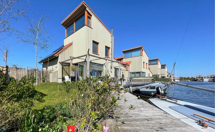 3 bedroom lovely home in Heeg 1
