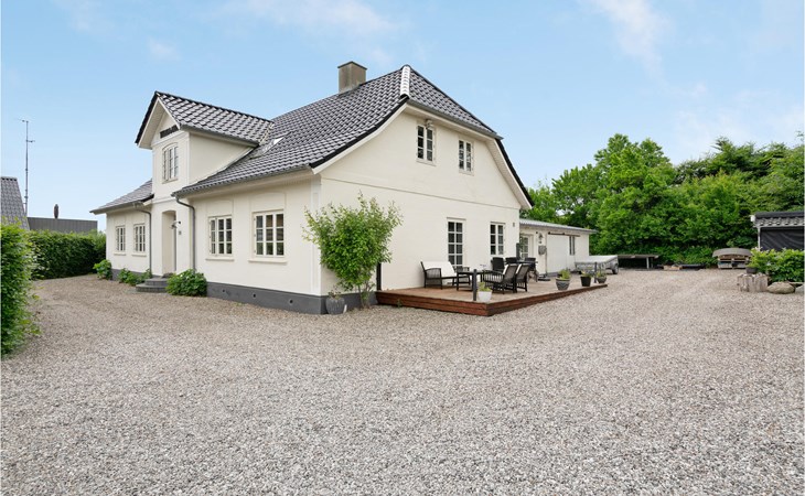 Awesome apartment in Hejls with kitchen 1