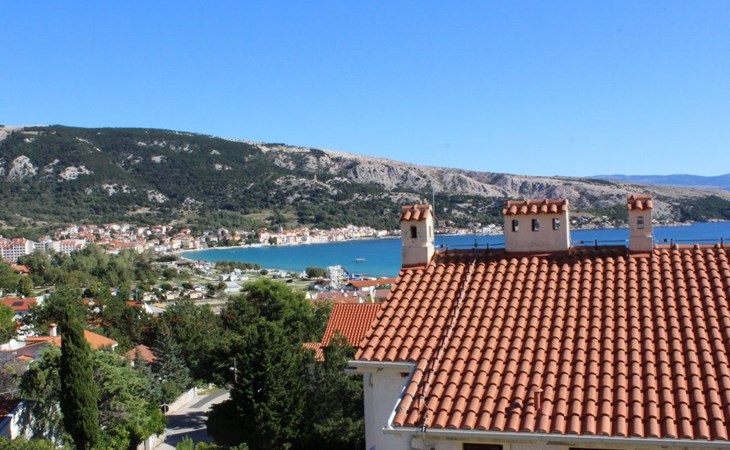 in Baška mit Eigenem Balkon 1