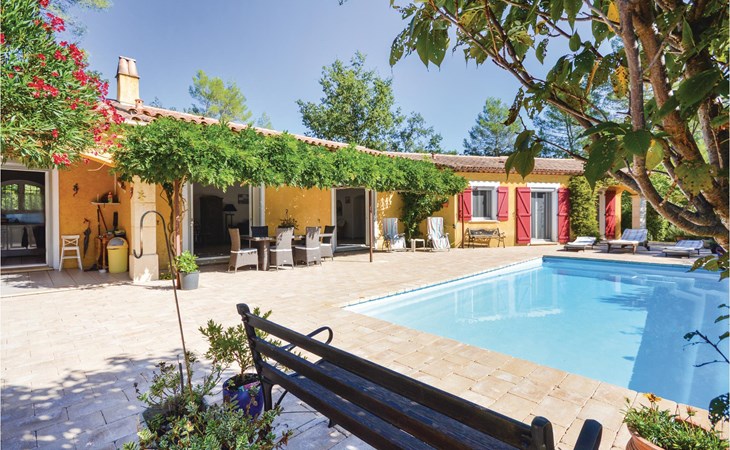 Gorgeous home in Fayence 1