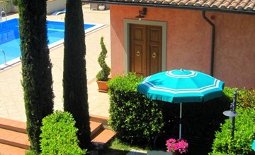 Anwesen mit Gemeinschaftspool 3