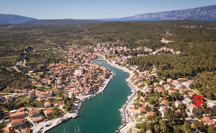 Gorgeous apartment in Vrboska with WiFi 1