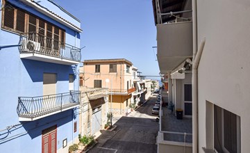 Cozy apartment in Trappeto with WiFi 2