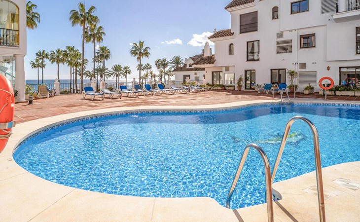 Stunning apartment in Manilva 1