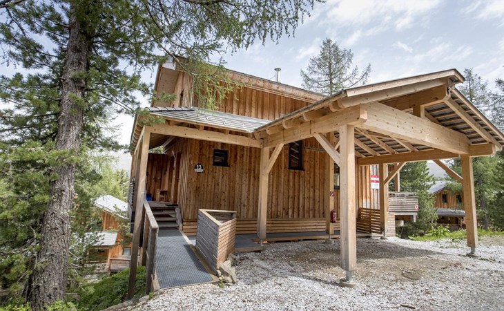 FH #13 mit IR-Sauna & Sprudelwanne innen 1