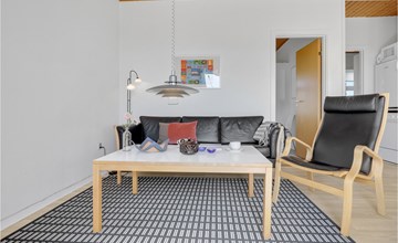 2 bedroom stunning apartment in Allinge 3
