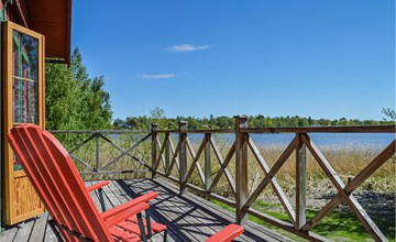 2 bedroom gorgeous home in Kvicksund 2