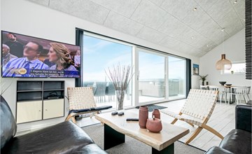 4 bedroom cozy home in Blokhus 3