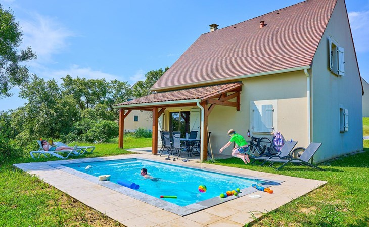Villa 6p. 2 bathr. pool detached 1