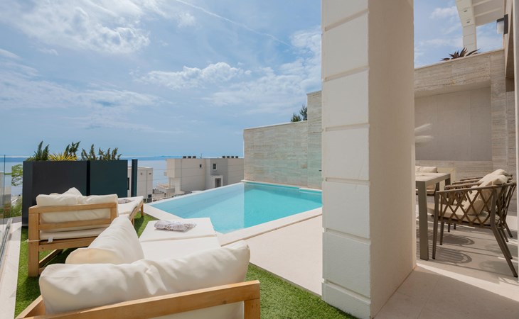 3 bedroom beautiful home in Makarska 1