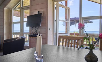 "Stille" - 10m from the sea 2