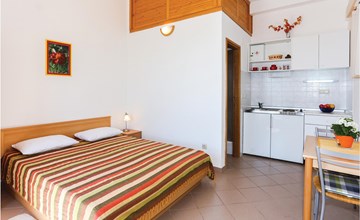 Nice apartment in Omis with WiFi 2
