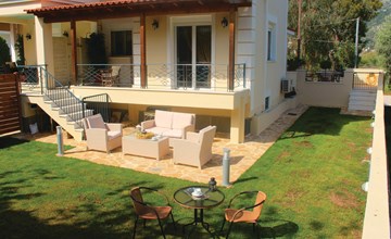 Nice home in Nea Makri with kitchen 3