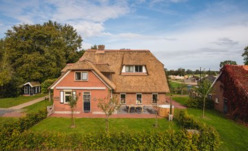 Luxuriöse Gruppenunterkunft mit Sauna und Whirlpool | 14 Pers. 2