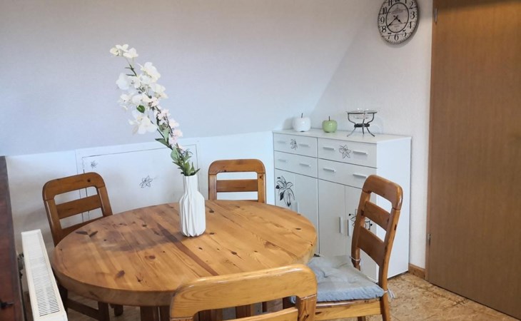 Haus am Wasser in Emden 1