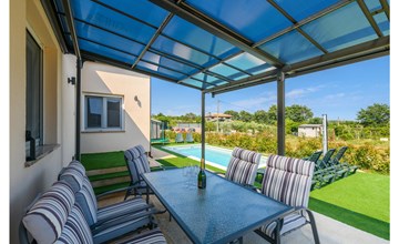 3 bedroom cozy home in Banjole 2