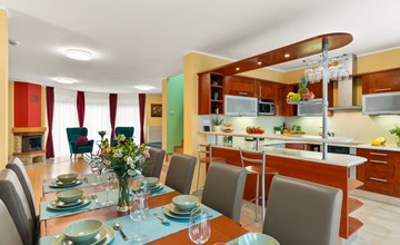 Garden & Terrace Villa 3