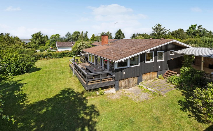6 bedroom lovely home in Skibby 1