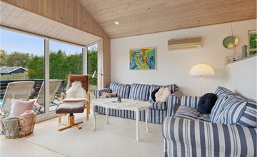Gorgeous home in Børkop with kitchen 3