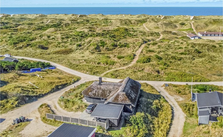Nice home in Vejers Strand with WiFi 1