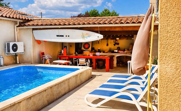 Awesome home in Oraison with private swimming pool, can be inside or outside 1